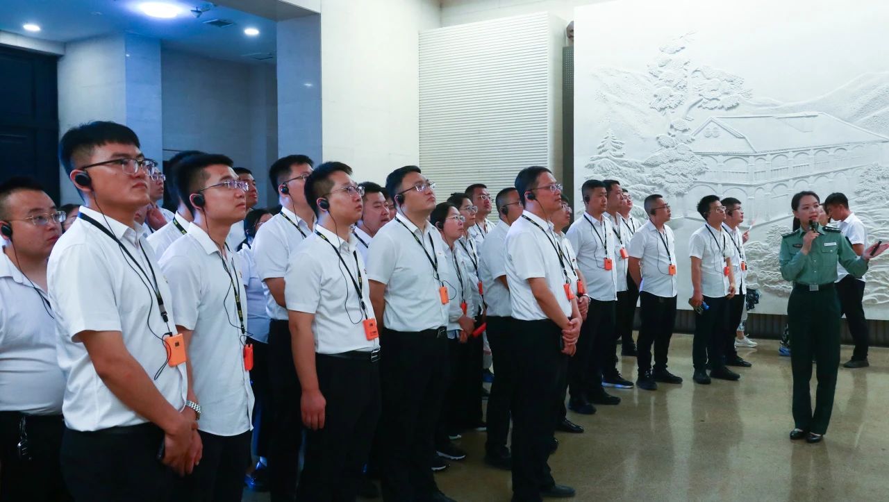 b4b3d3666cf2530b2033e0b0b39e50d9.jpg b4b3d3666cf2530b2033e0b0b39e50d9.jpg